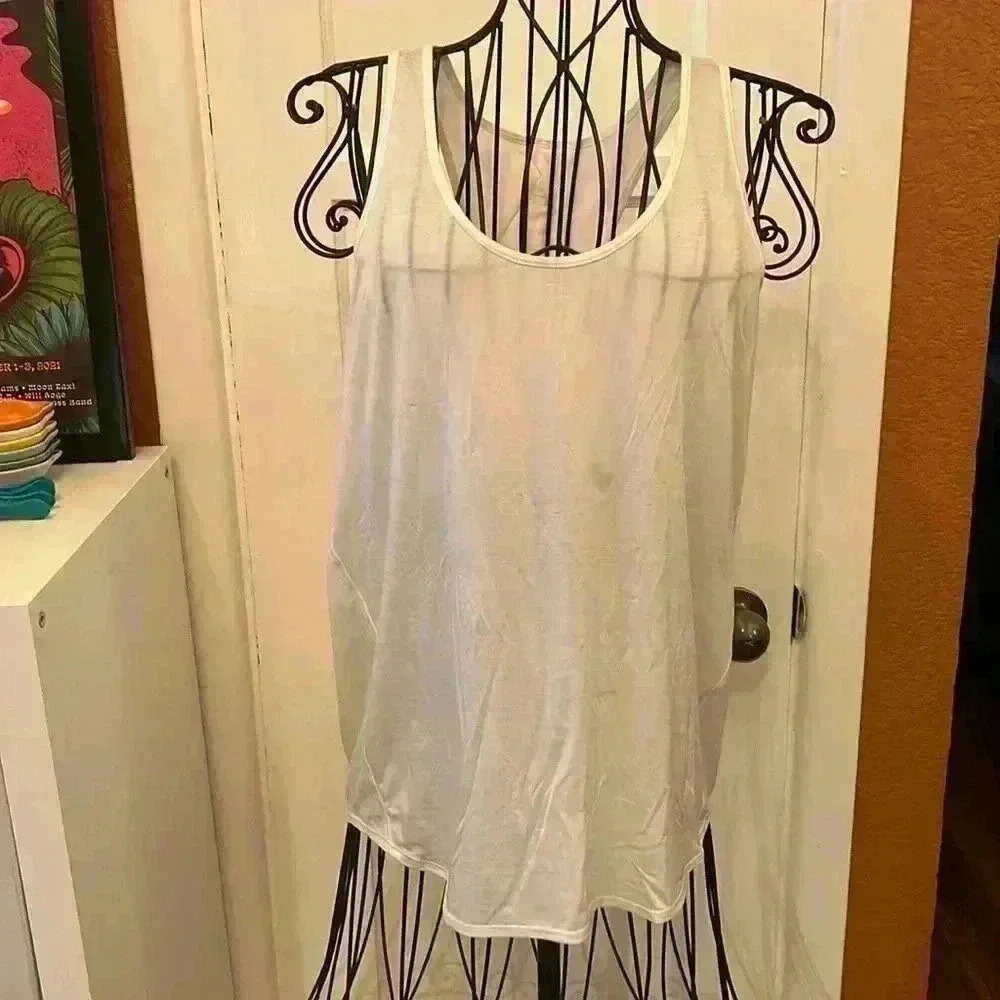 Lululemon Essential Tank Top *Pleated-Sz 6